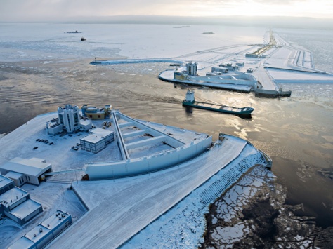 St. Petersburg tidal barrier. 